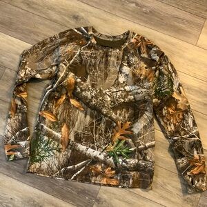 Camo Long Sleeve Hunting Shirt. Size L